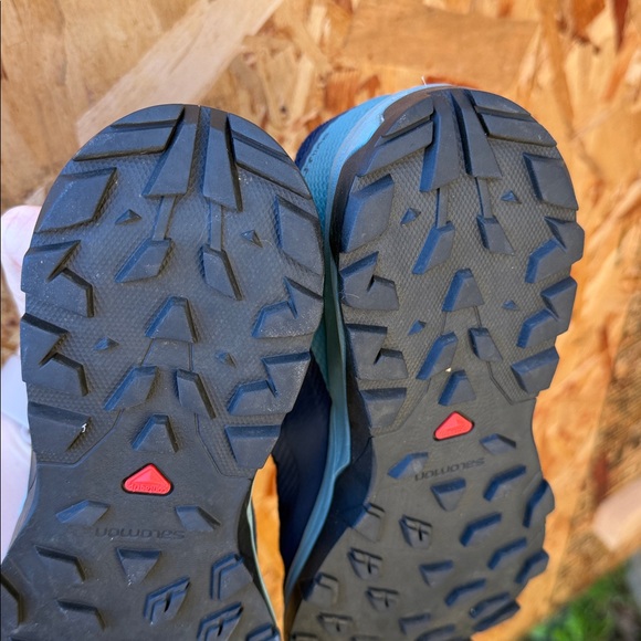 Salomon Women's Outline GTX W Hiking Size 7 - Picture 12 of 12